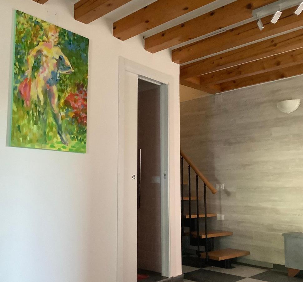 Night Galleria Holiday Home - Bed & Art In Burano - The Pink House Extérieur photo