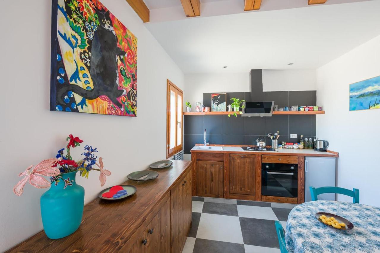 Night Galleria Holiday Home - Bed & Art In Burano - The Pink House Extérieur photo